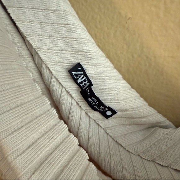 Zara One-Shoulder Ribbed Top - Picture 2 of 3